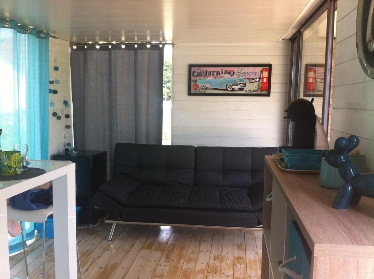 Les nuits insolites de la mothe - hébergement en bulle - tiny house avec spa privatif ou croisière fluviale Outremecourt Extérieur photo